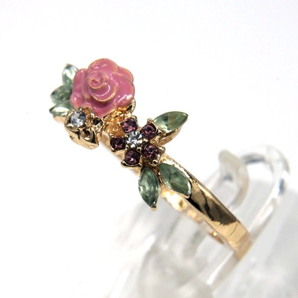 🎉HOST PICK🎉 Enameled Pink Rose Gold Ring with Rhinestones. - Picture 3 of 4